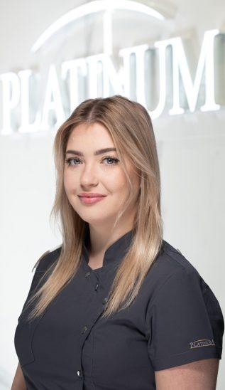 Katarzyna Borowczyk - dyplomowana higienistka stomatologiczna